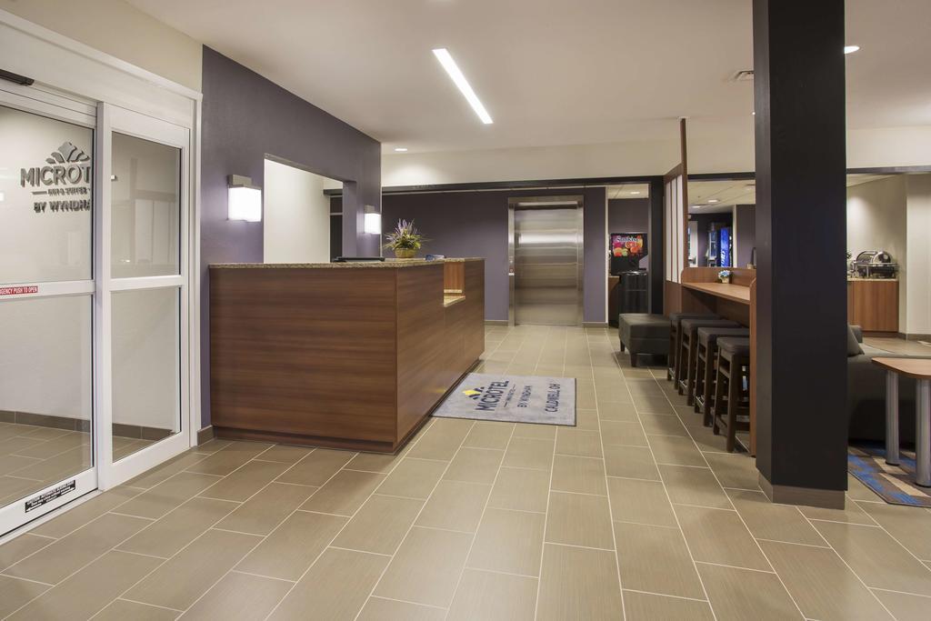 Quality Inn & Suites Caldwell I-77 Buitenkant foto